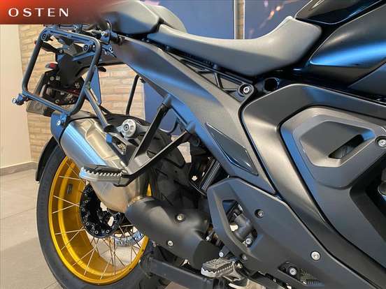BMW-R 1300 GS TRIPLE BLACK BMW-R 1300 GS TRIPLE BLACK-2024