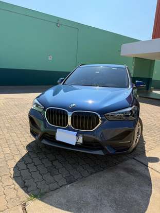 BMW-X1-2021