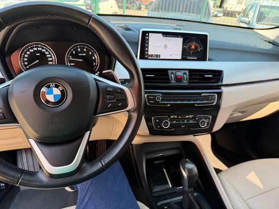 BMW-X1-2021