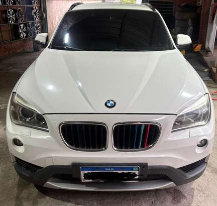 BMW-X1-2.0 18I S-DRIVE 4X2 16V GASOLINA 4P AUTOMÁTICO BMW-X1-2013