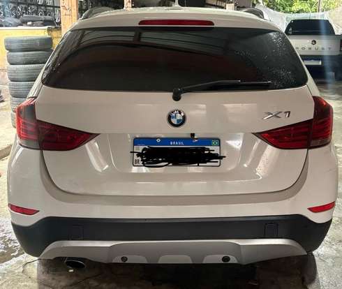 BMW-X1-2.0 18I S-DRIVE 4X2 16V GASOLINA 4P AUTOMÁTICO BMW-X1-2013