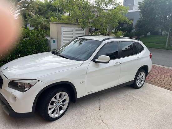 BMW-X1-2.0 18I TOP 4X2 24V GASOLINA 4P AUTOMÁTICO BMW-X1-2011