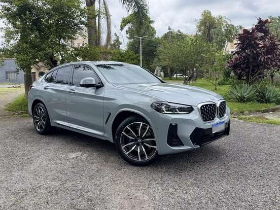 BMW-X4-2023