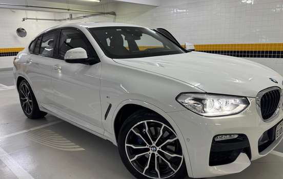 BMW-X4-2018