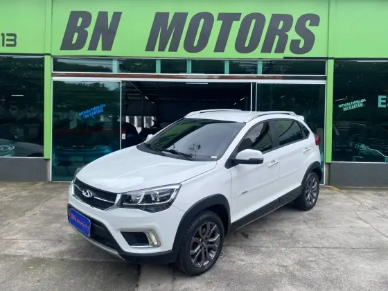 CAOA CHERY TIGGO 2 1.5 MPFI 16V FLEX LOOK 4P AUTOMÁTICO