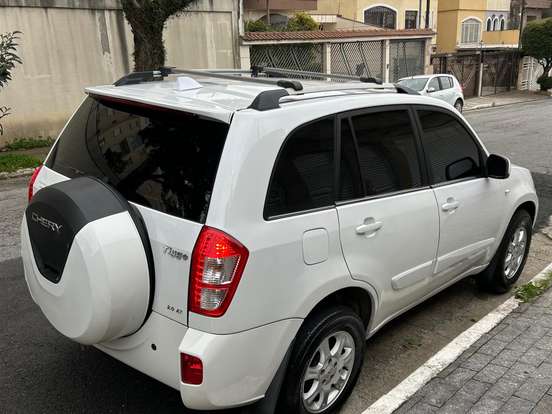 CAOA CHERY-TIGGO-2.0 16V GASOLINA 4P AUTOMÁTICO CAOA CHERY-TIGGO-2013
