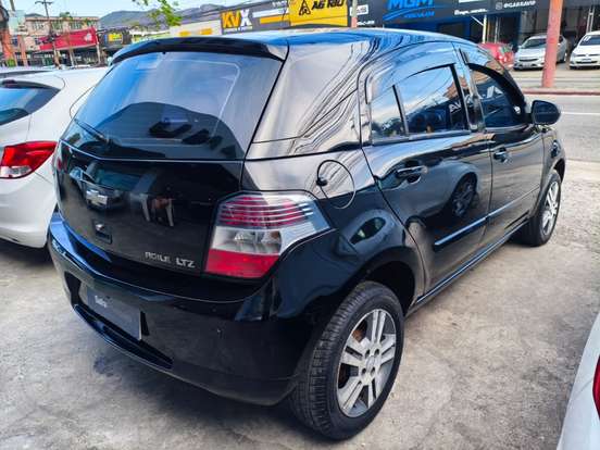 CHEVROLET-AGILE-2012