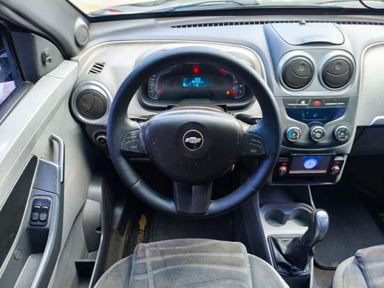 CHEVROLET-AGILE-2012
