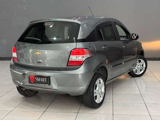 CHEVROLET-AGILE-2011