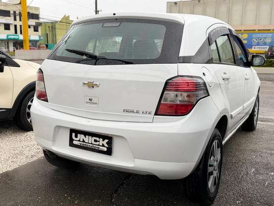 CHEVROLET-AGILE-2012