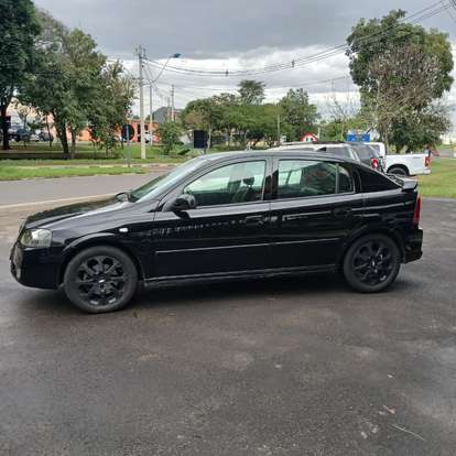 CHEVROLET-ASTRA-2010