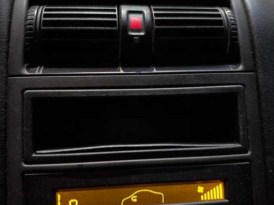 CHEVROLET-ASTRA-2.0 MPFI ADVANTAGE SEDAN 8V FLEX 4P MANUAL CHEVROLET-ASTRA-2011
