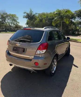 CHEVROLET-CAPTIVA-2012