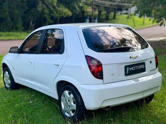 CHEVROLET-CELTA-2015