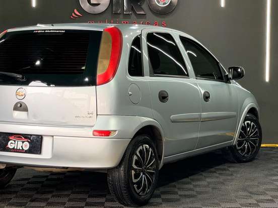 CHEVROLET-CORSA-2012