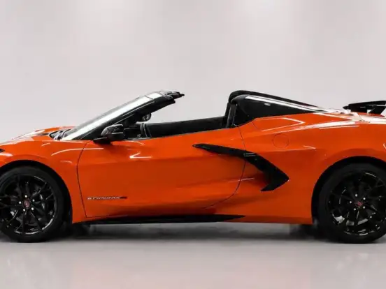 CHEVROLET-CORVETTE-6.2 V8 LT1 GASOLINA STINGRAY CONVERSIVEL AUTOMÁTICO CHEVROLET-CORVETTE-2025