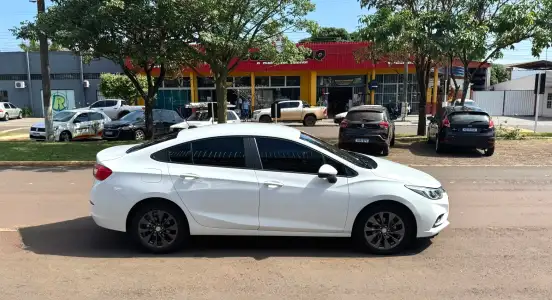 CHEVROLET-CRUZE-2017