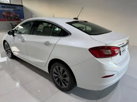 CHEVROLET-CRUZE-2018