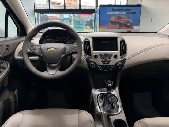 CHEVROLET-CRUZE-2018