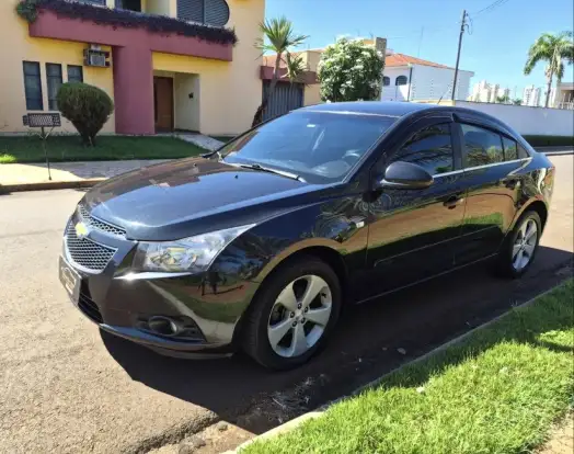 CHEVROLET-CRUZE-2013