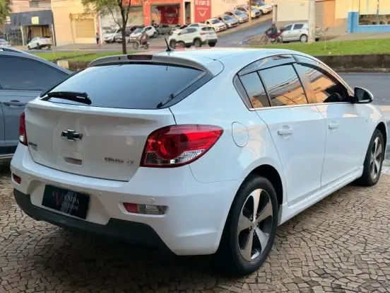 CHEVROLET-CRUZE-1.8 LT 16V FLEX 4P AUTOMÁTICO CHEVROLET-CRUZE-2013