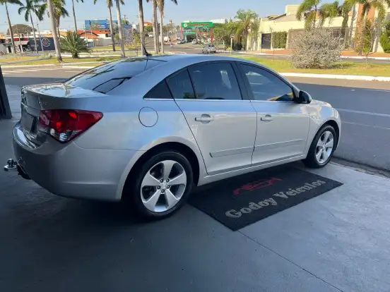 CHEVROLET-CRUZE-2014