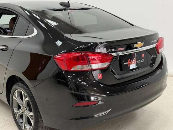 CHEVROLET-CRUZE-2019