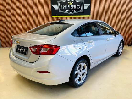 CHEVROLET-CRUZE-2019