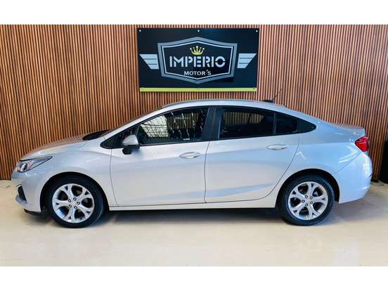 CHEVROLET-CRUZE-2019
