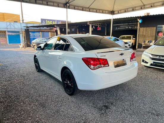 CHEVROLET-CRUZE-2015