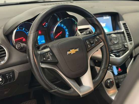 CHEVROLET-CRUZE-2013