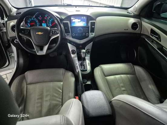 CHEVROLET-CRUZE-2014