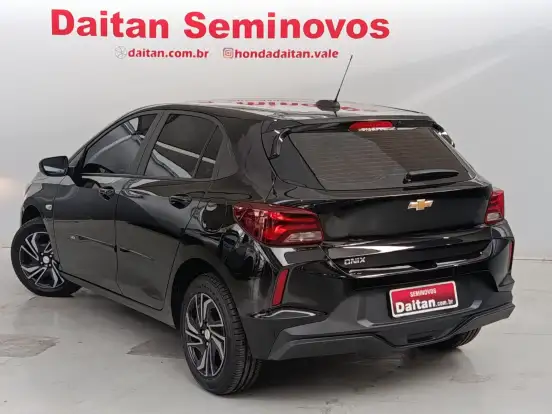 CHEVROLET-ONIX-2025