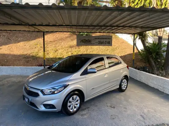 CHEVROLET-ONIX-2017