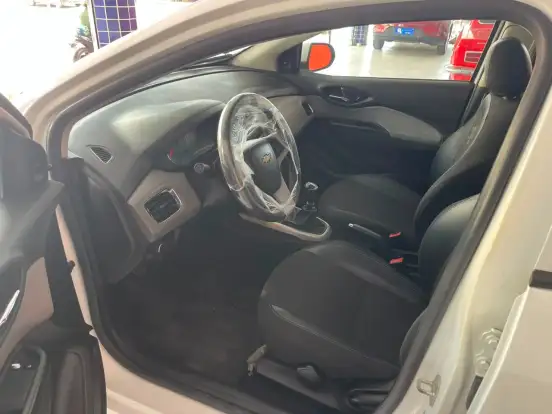 CHEVROLET-ONIX-1.0 MPFI LT 8V FLEX 4P MANUAL CHEVROLET-ONIX-2019
