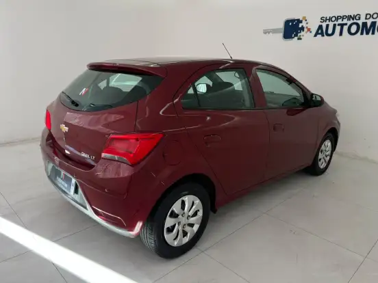 CHEVROLET-ONIX-1.0 MPFI LT 8V FLEX 4P MANUAL CHEVROLET-ONIX-2017