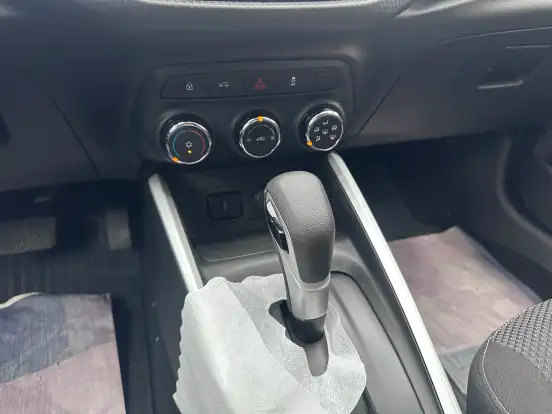 CHEVROLET-ONIX-2022