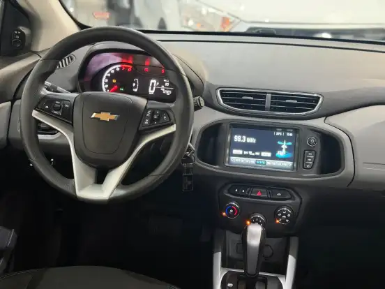 CHEVROLET-ONIX-1.4 MPFI LT 8V FLEX 4P AUTOMÁTICO CHEVROLET-ONIX-2018