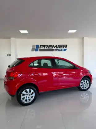 CHEVROLET-ONIX-2014