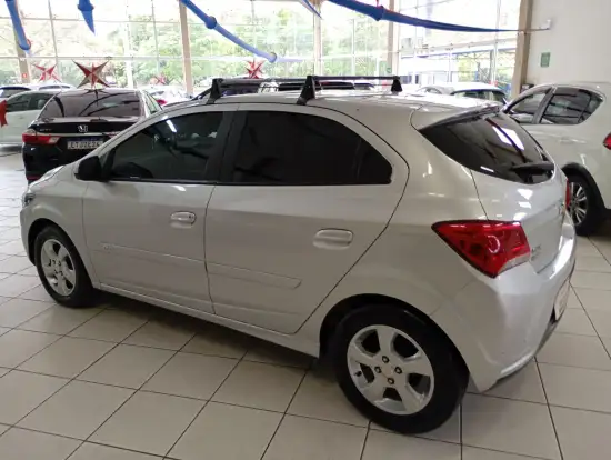 CHEVROLET-ONIX-1.4 MPFI LT 8V FLEX 4P MANUAL CHEVROLET-ONIX-2019