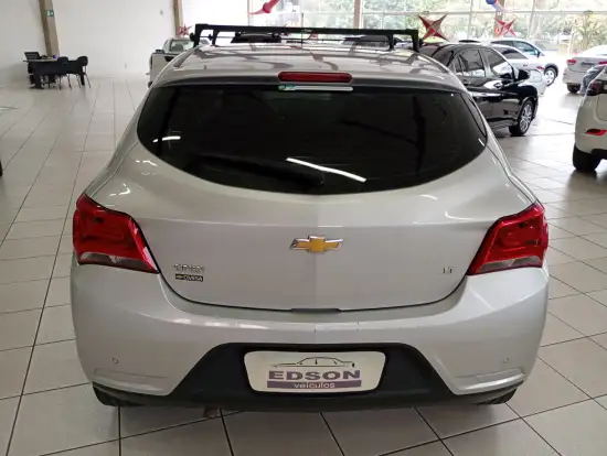 CHEVROLET-ONIX-1.4 MPFI LT 8V FLEX 4P MANUAL CHEVROLET-ONIX-2019