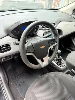 CHEVROLET-ONIX-2016