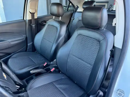 CHEVROLET-ONIX-2018