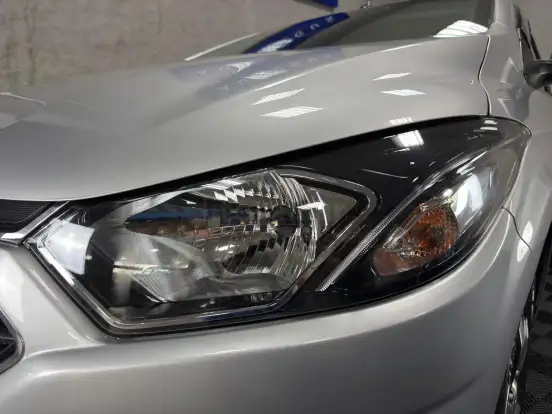 CHEVROLET-ONIX-2018
