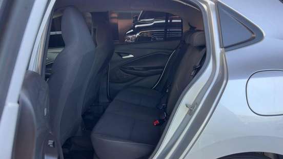 CHEVROLET-ONIX-2021