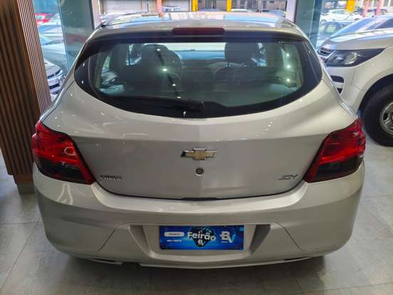 CHEVROLET-ONIX-2019