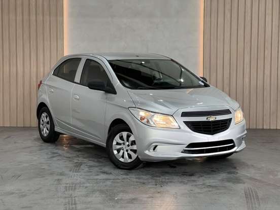 CHEVROLET-ONIX-2017