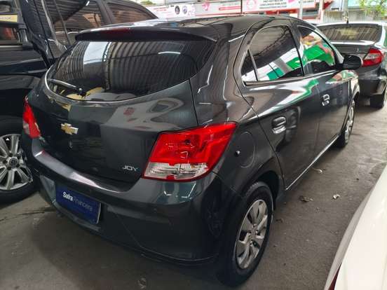 CHEVROLET-ONIX-2017