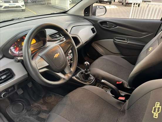 CHEVROLET-ONIX-2019