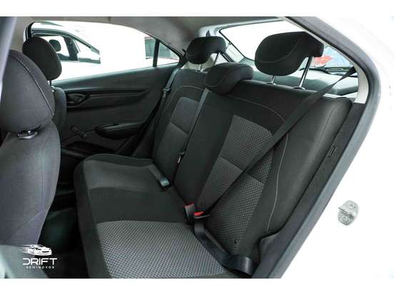 CHEVROLET-ONIX-2019